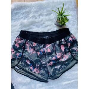 Crane Women's Activewear Shorts with Floral Pattern
